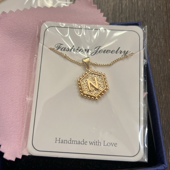 Turandoss N initial necklace w/ 2 layering necklaces w/ box - 14k gold plated - Picture 2 of 4